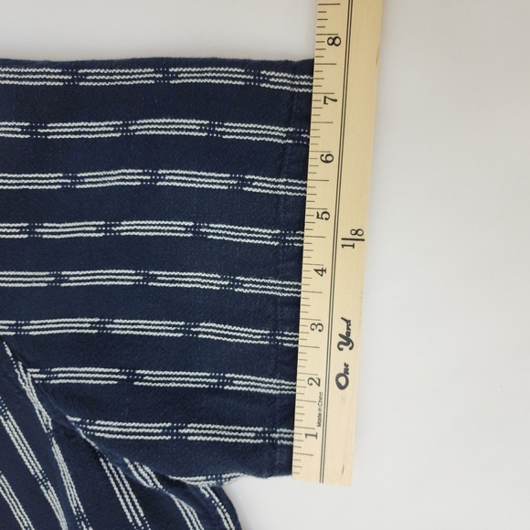 Old Navy Mens Large Navy Blue White Striped Short Sleeve Button Down Shirt L - Picture 7 of 8